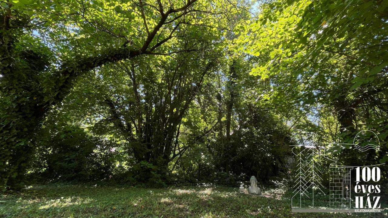 100 Eves Haz Villa Balatonakarattya Exteriör bild